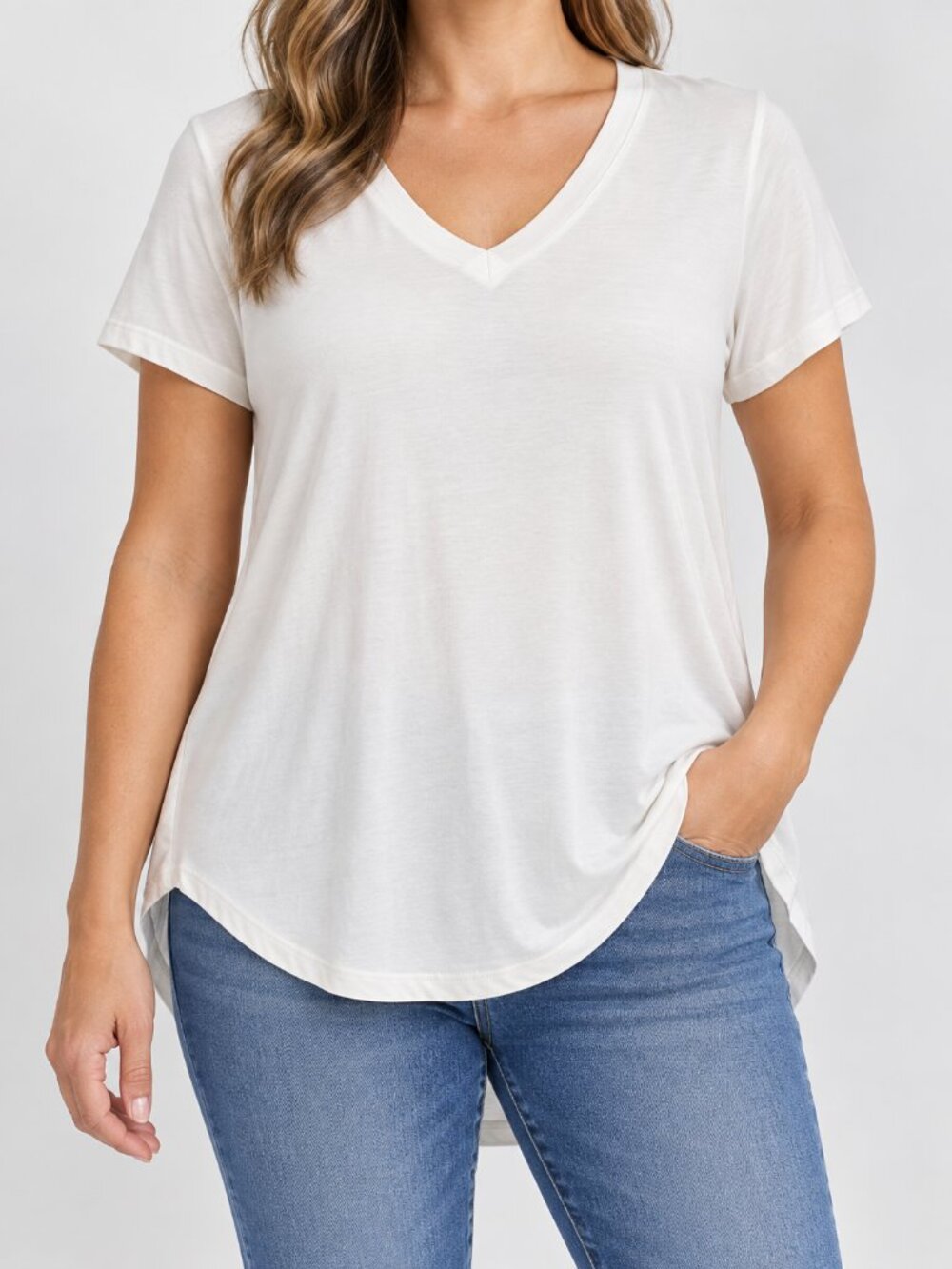 Amaryllis White Modal V-Neck High-Low Tee Size XL